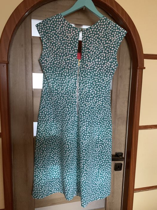 Sukienka letnia polskiej marki De Facto roz 40