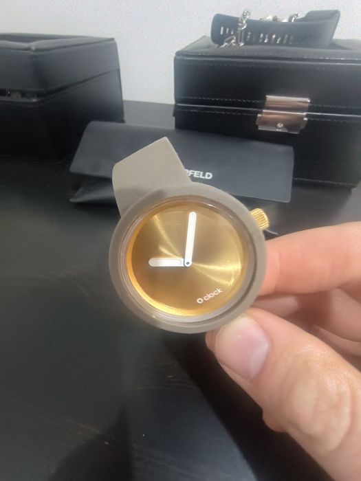 Zegarek O Clock złoty z beżową bransoletą