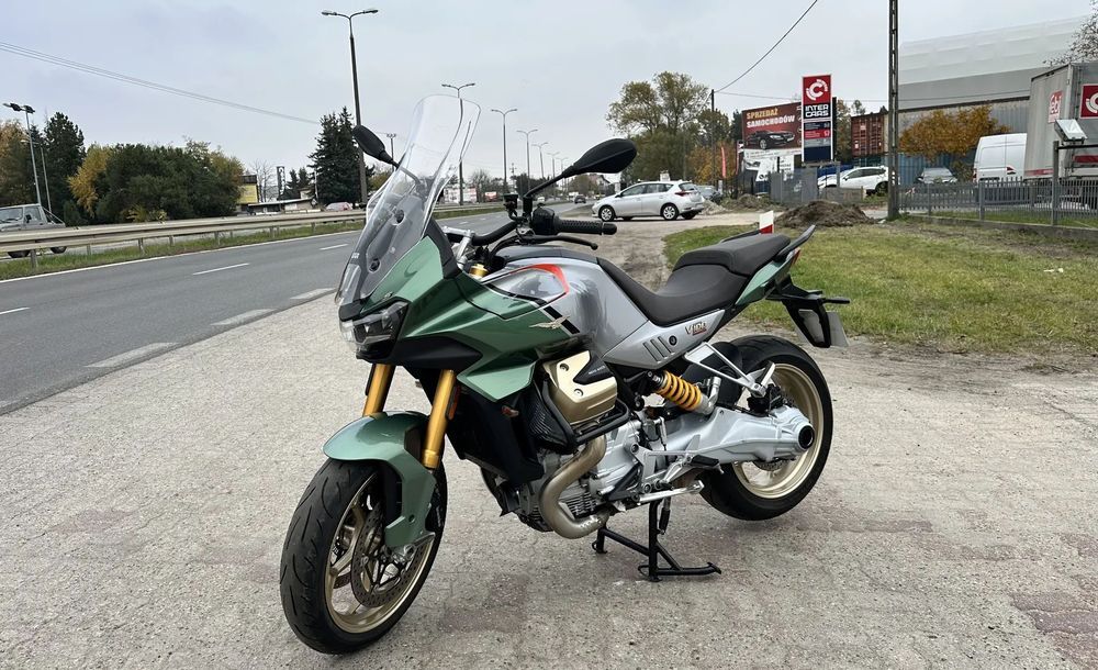Moto Guzzi V100 Mandello