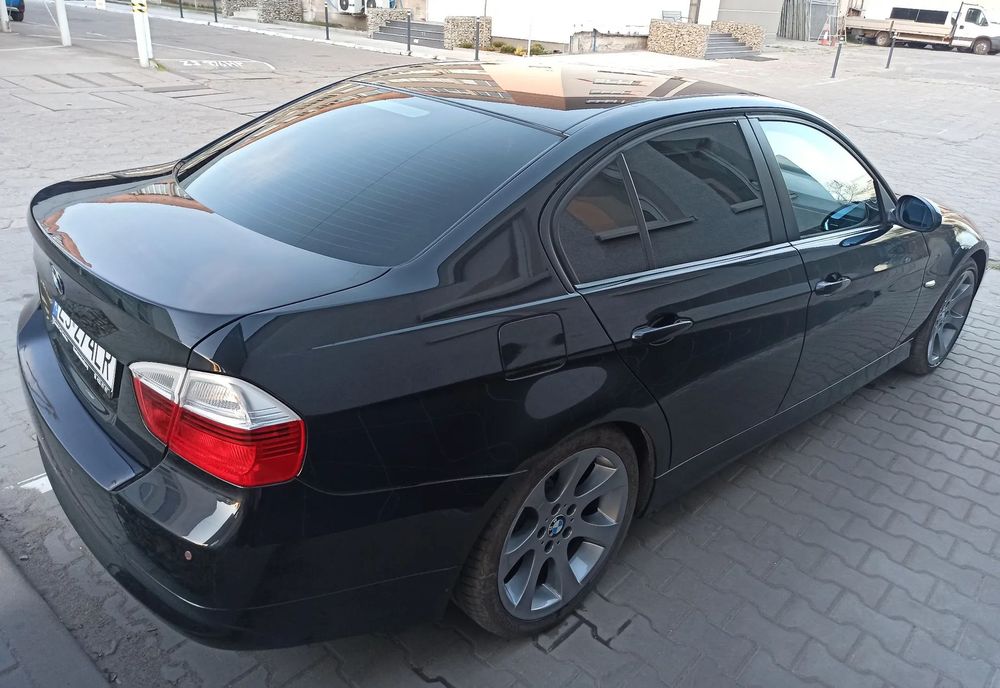BMW Seria 3 BMW E90 318i Czarny 2.0 129KM 2006 z Niemiec