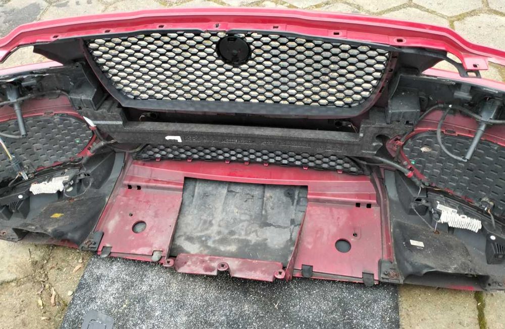 Jaguar F-Pace бампер