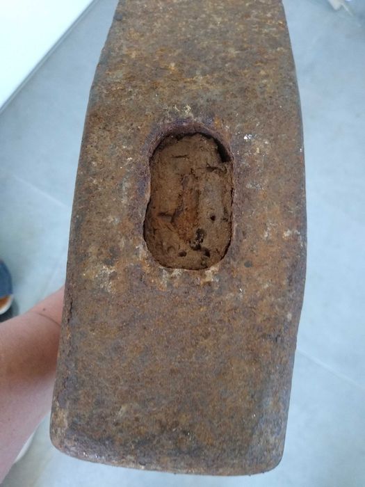 Młot 8kg młotek  budowlany ślusarski do gospodarstwa.