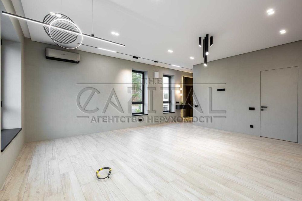 ручний виїзд на Одеську трасу/Продаж/Квартира / вул. Київська, Глеваха