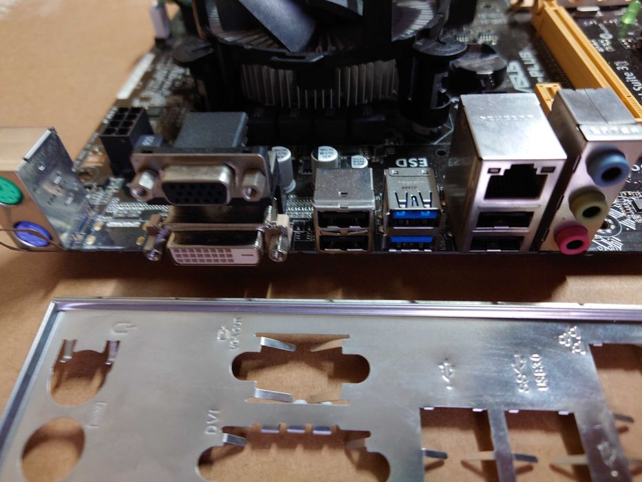 asus b85-plus i5 4440 16gb ddr3 комплект