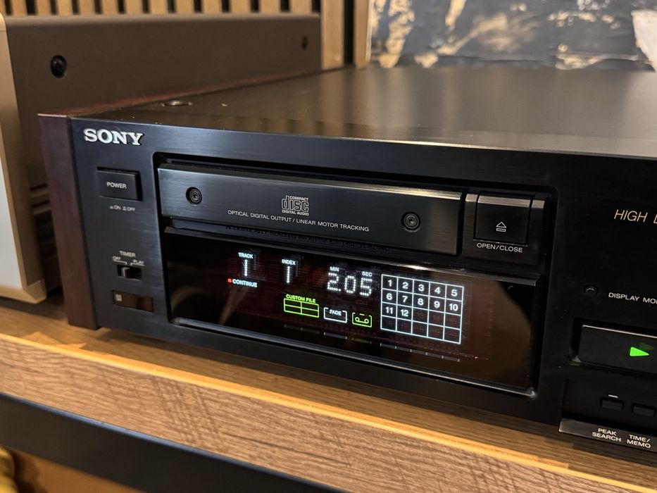 Odtwarzacz CD Sony CDP-x55es 55es