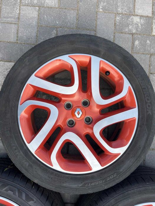Felgi 17 RENAULT CAPTUR Twingo Clio Dacia Nissan 6.5x17H2  4x100 ET40
