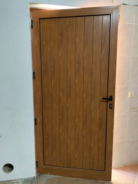 Porta e 2 janelas alumínio