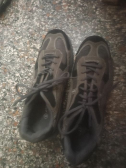 Adidasy meskie nieużywane
