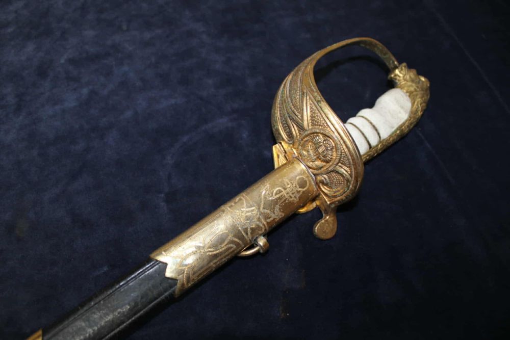 Raro sabre de almirante da Brigada Naval da Legião Portuguesa