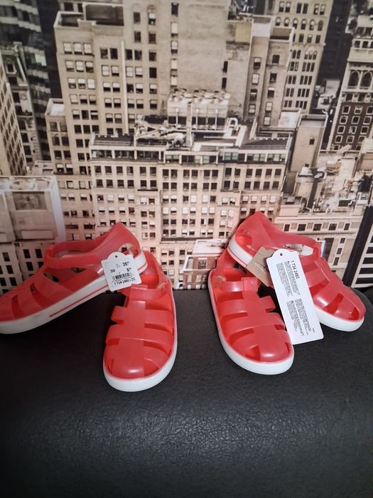 Buty do wody sandałki na rzep 29 30 dziewczynka  NOWE