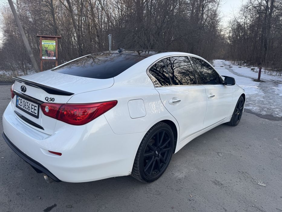 Infiniti q50 AWD 3,7