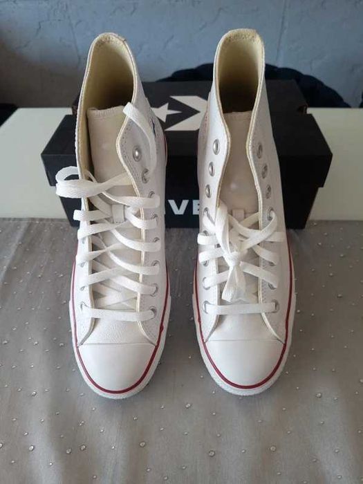 Converse wysokie z linii Chuck Taylor All Star.r42