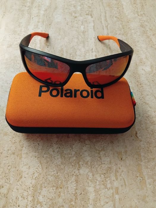 Ocúlos Polaroid como muito pouci úso