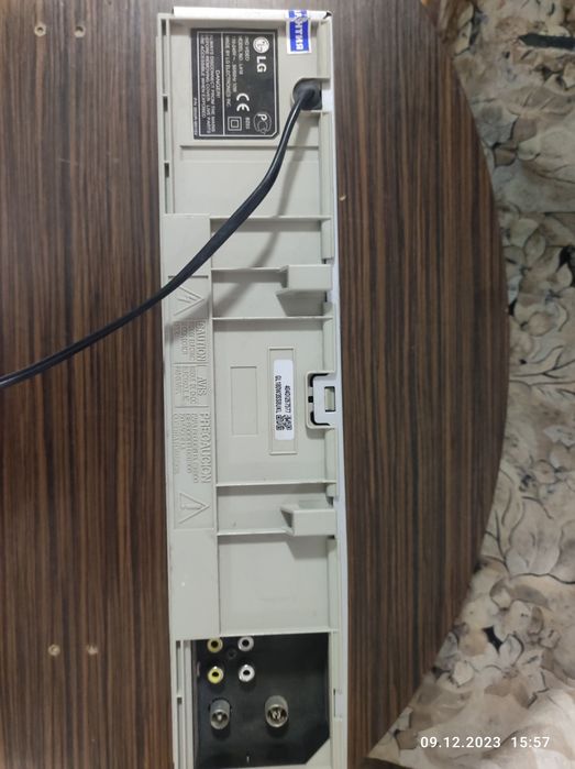 Видео плеер Lg модель L418