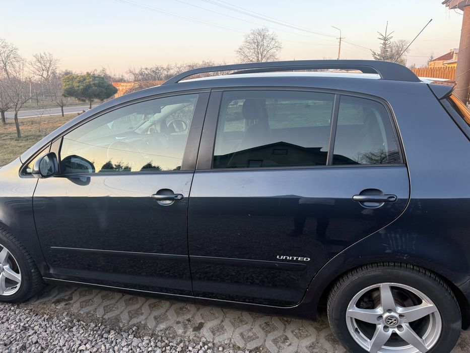 Sprzedam volkswagen golf 5 plus