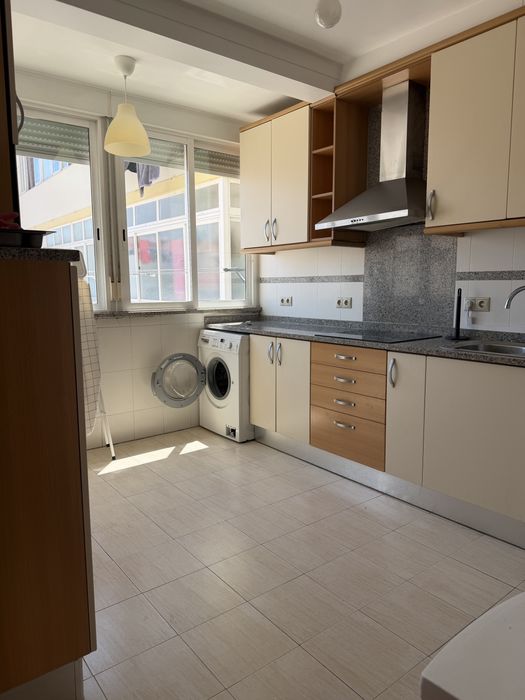 Arrendamento de apartamento t3 em 5 de Maio,l Carcavelos e Parede, Cascais