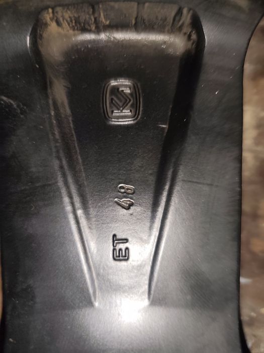 Sprzedam felgi aluminiowe 16"