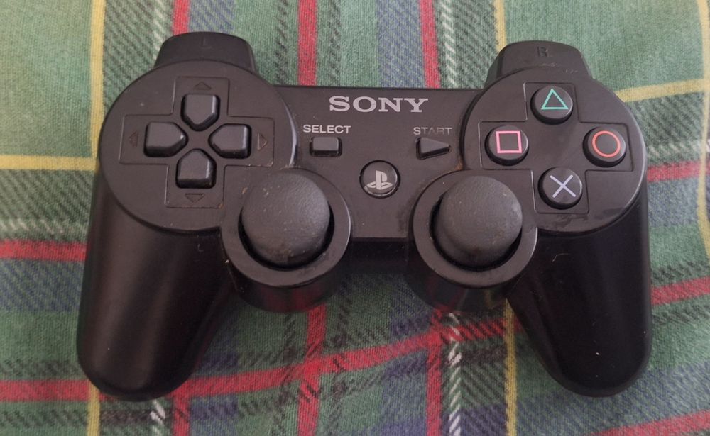 PlayStation 3 Super Slim 12GB (CECH 4304A)