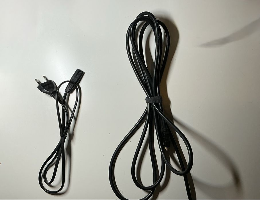 PS4 + 2 джойстики + 5 ігор