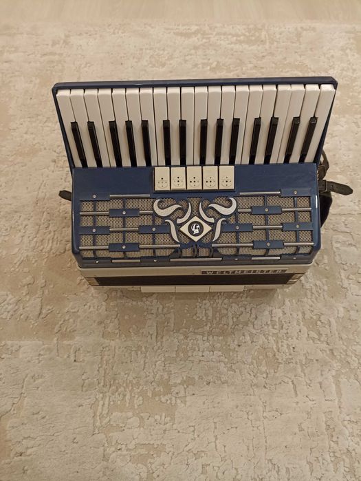 Акордеон Weltmeister Cordal
