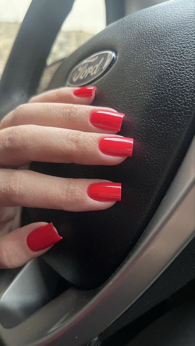 Маникюр, наращивание, коррекция ногтей, укрепление ногтей