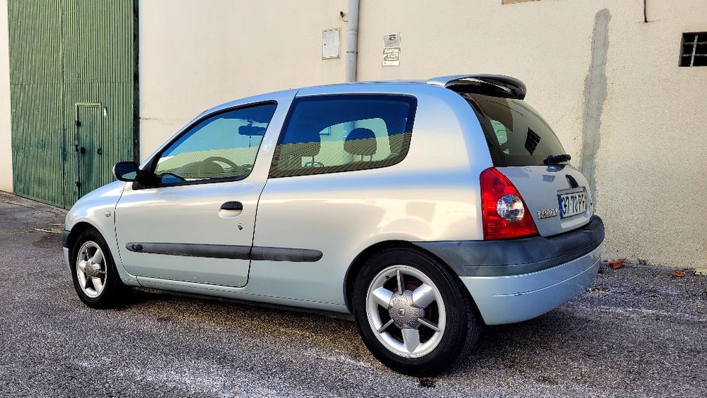 Renault Clio 1.6 16v