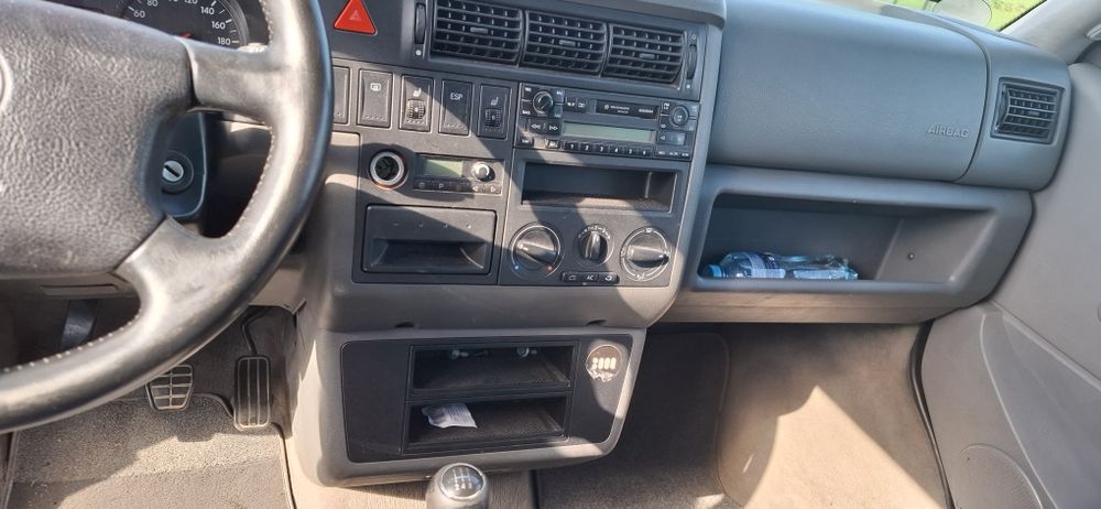 Volkswagen multivan Westfalia klima 2.5 tdi 151 km