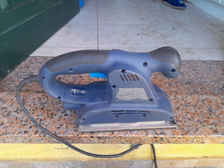 lixadeira em bom estado