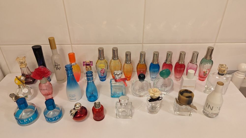 Coleção de Frascos de Perfume