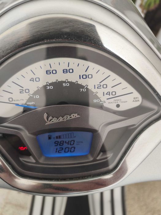 Scooter Vespa gts 125