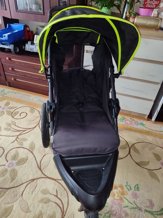 Продам прогулянкову коляску
