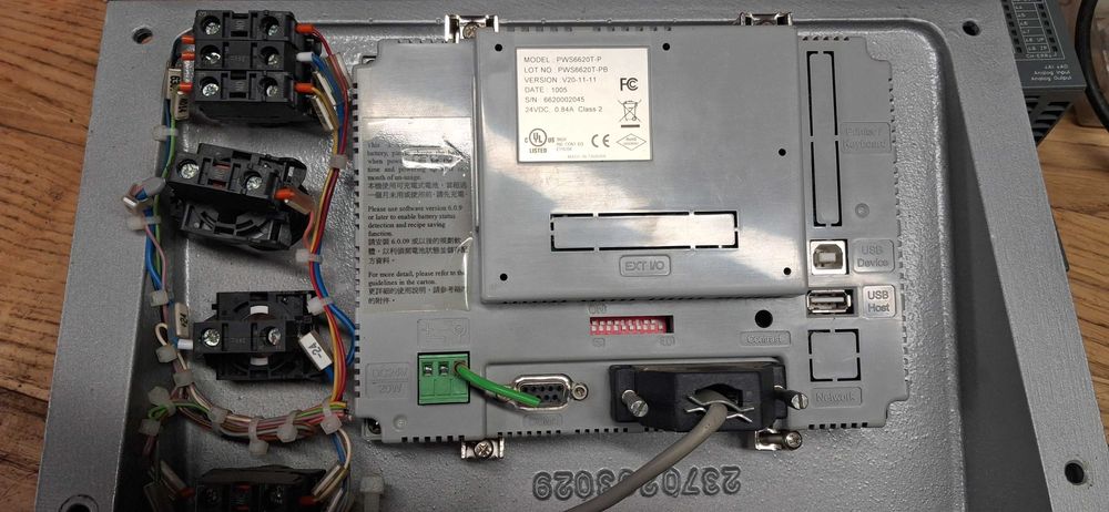 plc abb pm 581 rozszerzenia analogowe i cyfrowe z panelem i przyciskami