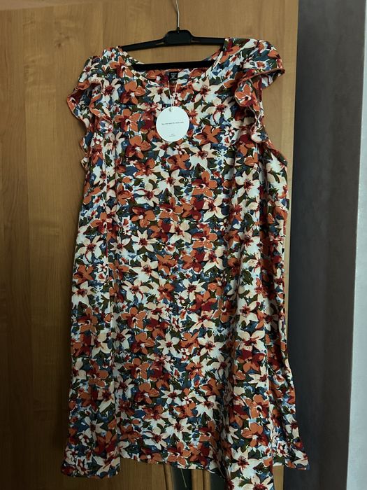 Длинный сарафан и платья