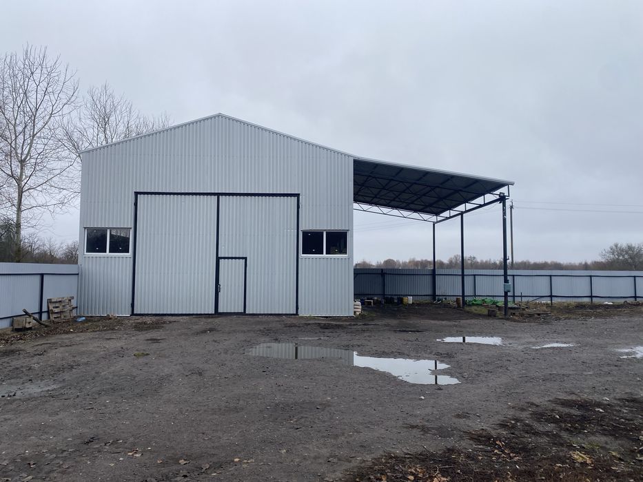 Продам територію 0,5 га в центрі с. Єрки