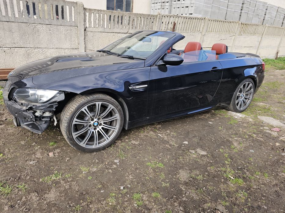 Bmw m3 e92 e93 m3  blotnik  przód   lewa storna