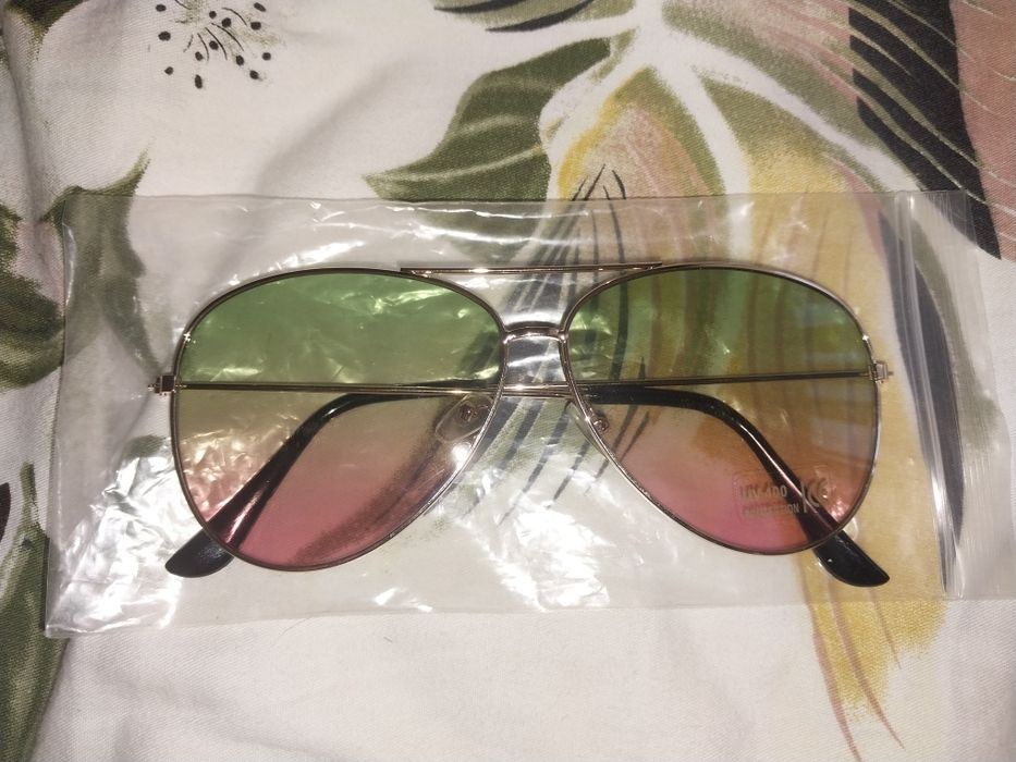 Солнцезащитные очки, капельки