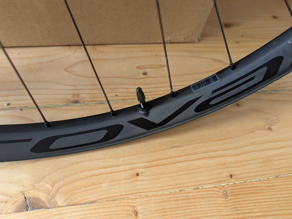 Koła Specialized Roval CONTROL CARBON 29 6B