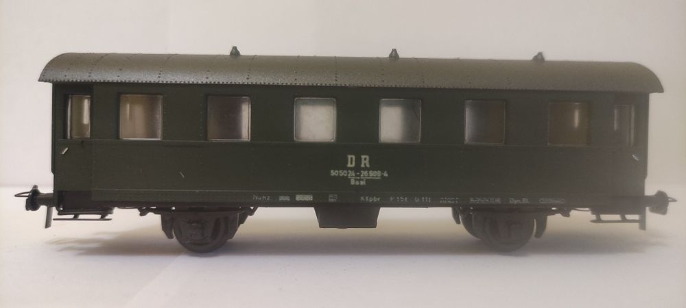 Wagon osobowy PIKO DDR H0 Bi 33a DR – z oryginalnym pudełkiem – stan idealny