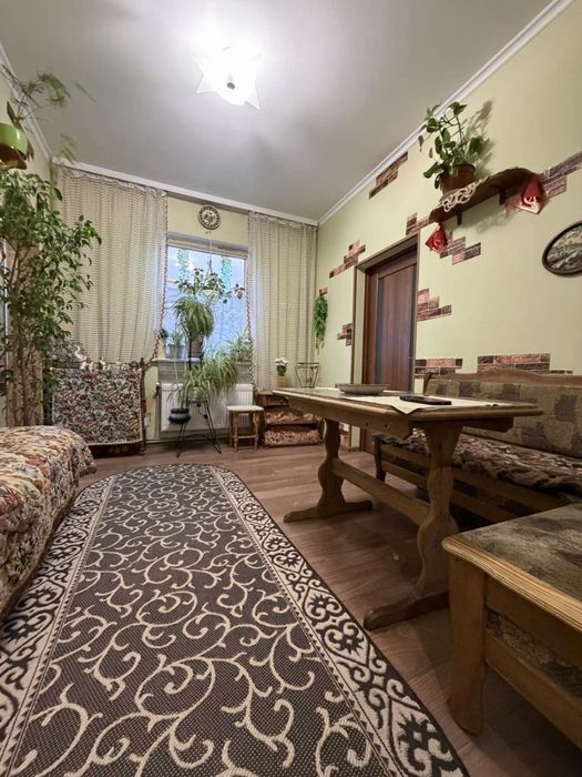Продаж квартири  в парковій зоні