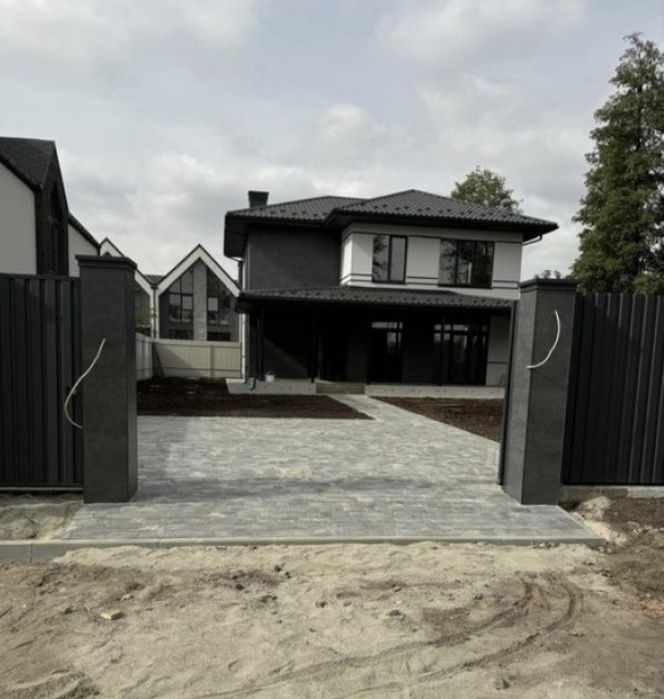 Продаж фантастичного будинку в Ірпені