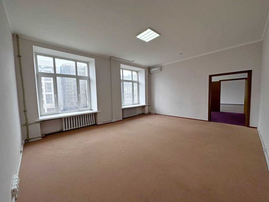 Оренда офісного приміщення 93,2 кв.м вул. Хрещатик, 7/11 (біля метро)