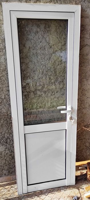 Porta em Alumínio Branco, com Vidro transparente  190*67
