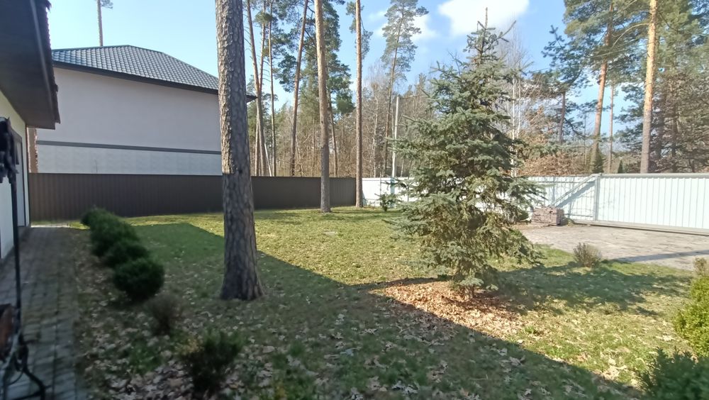 Продам чудовий одноповерховий будинок в мальовничому місці