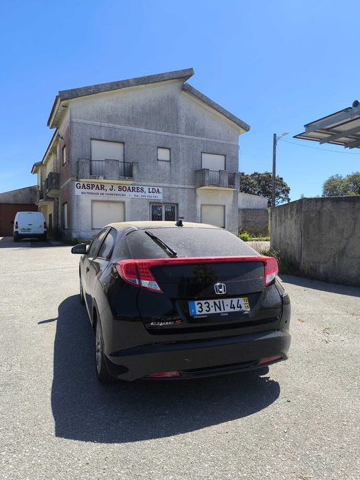 Honda Civic 2.2 executive 2012
