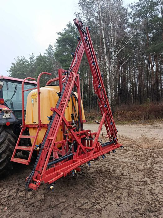 Opryskiwacz jar met 1000 hydrauliczny
