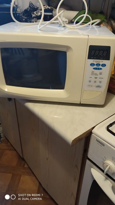 Sprzedam kuchenkę mikrofalówą