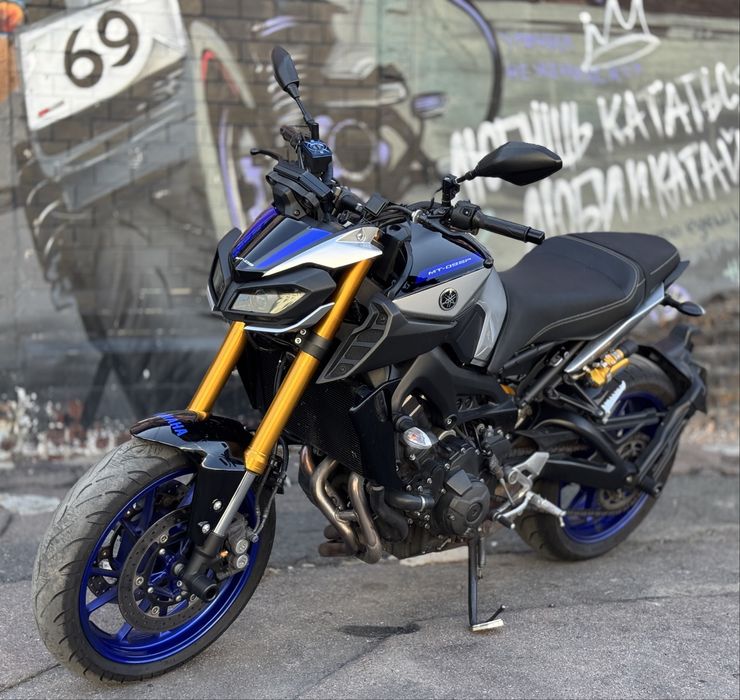 Мотоцикл Yamaha MT-09 SP 2018 рік