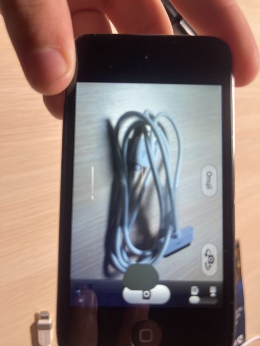 Ipod touch 4 + зарядка