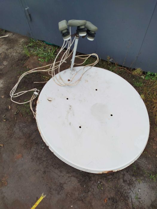 Супутникова тарілка