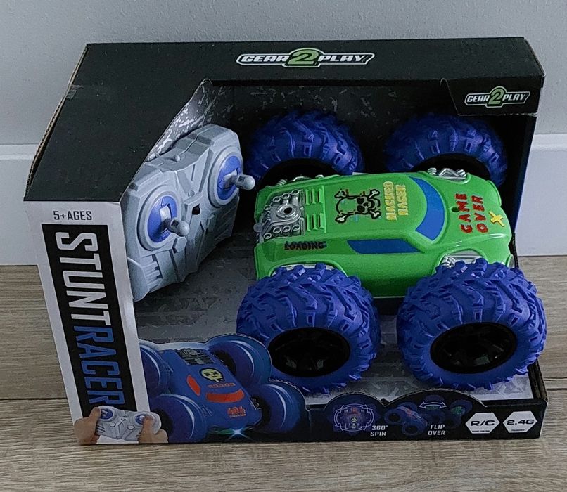 Samochód zdalnie sterowany 2,4ghz obrotow auto 360 RC stunt racer Nowy